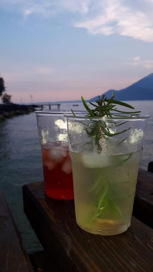 Villa Sul Lago Con Pontile Privato A Brenzone Sul Garda - Unique And Exclusive Exterior photo